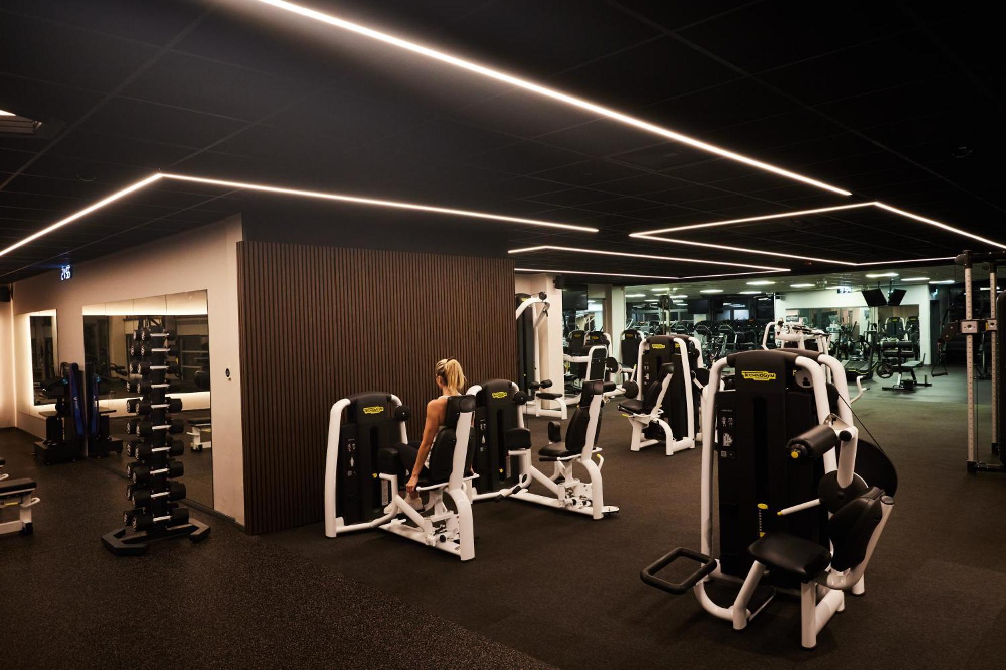 Wrightington Hotel & Health Club Віган Екстер'єр фото